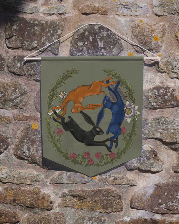 Three Hares Green Pennant